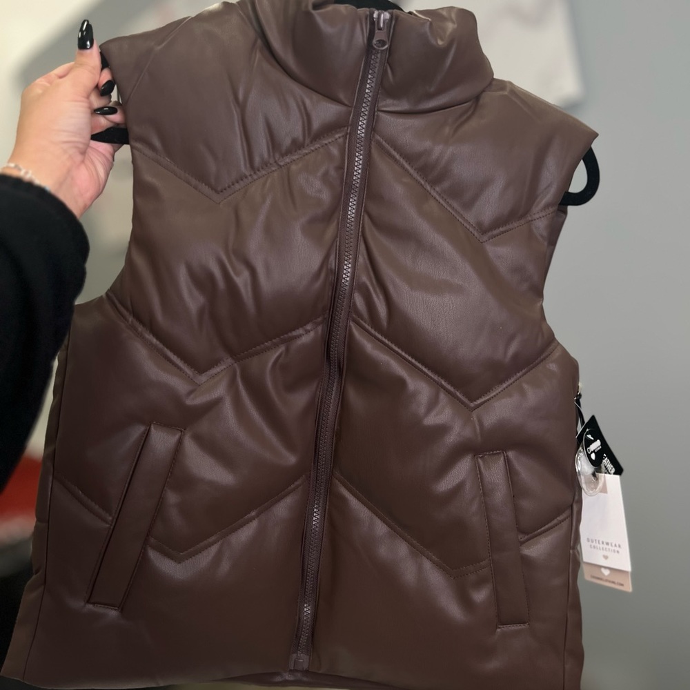 Puffer vest